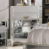 ELIORA CHEST